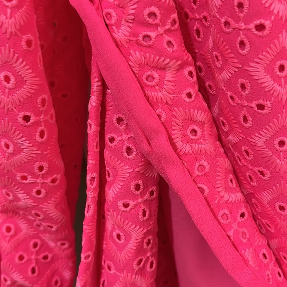 Lily Pulitzer Aisha lined romperEUC worn one time - Picture 9 of 10